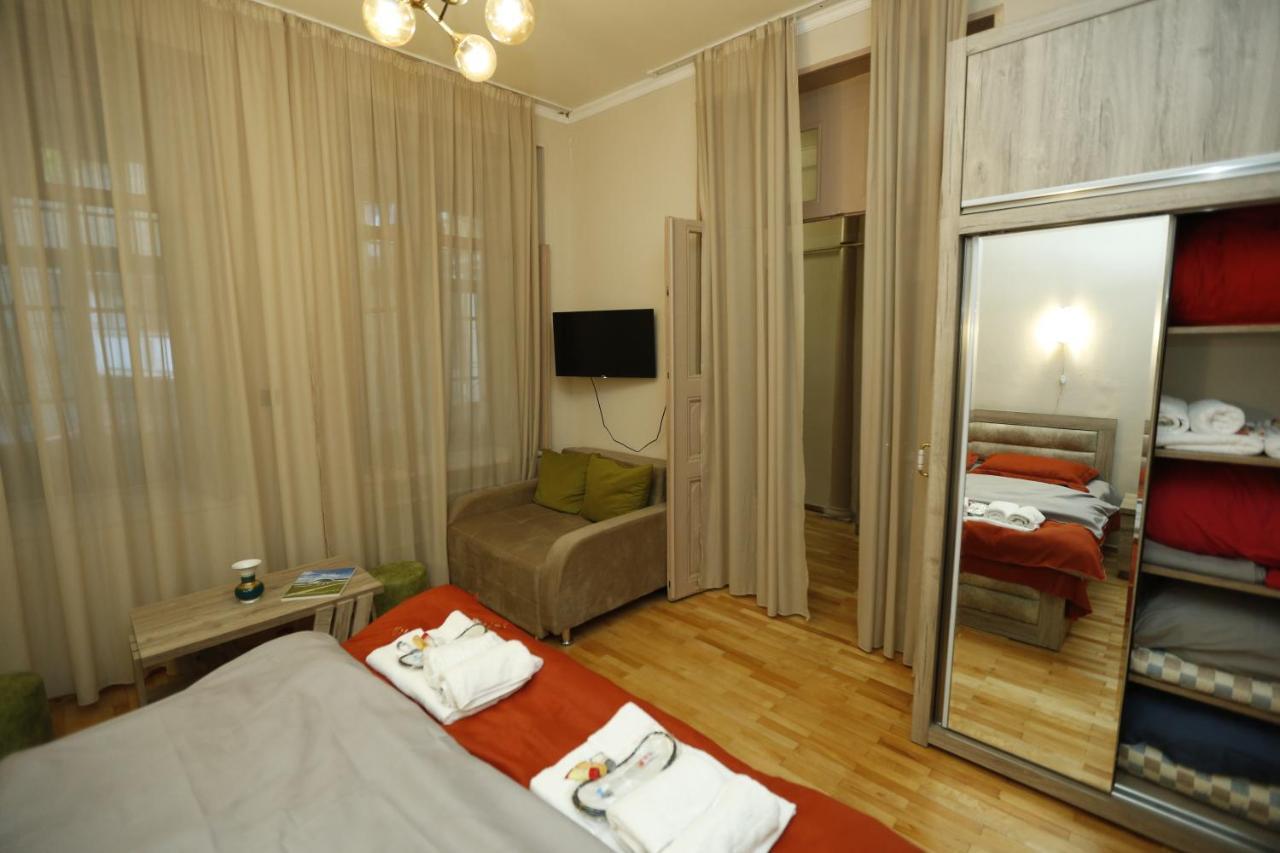 Old Tbilisi N&M Apartment ภายนอก รูปภาพ
