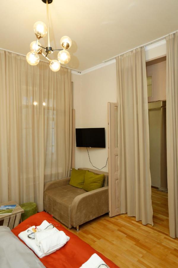 Old Tbilisi N&M Apartment ภายนอก รูปภาพ