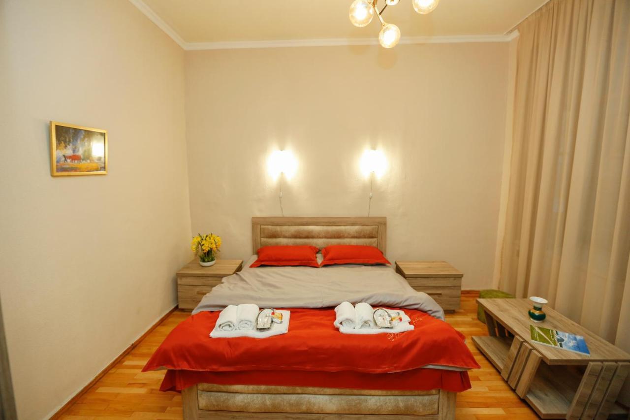 Old Tbilisi N&M Apartment ภายนอก รูปภาพ