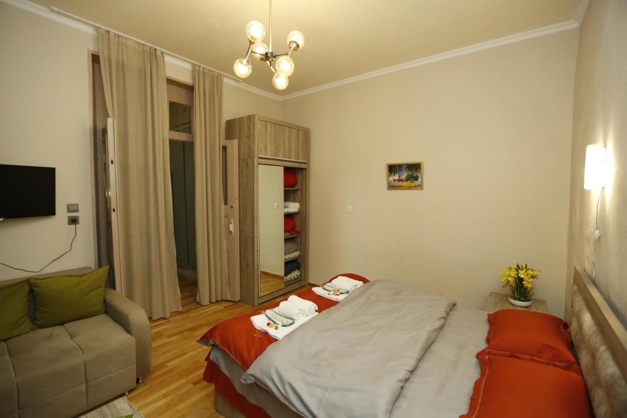 Old Tbilisi N&M Apartment ภายนอก รูปภาพ